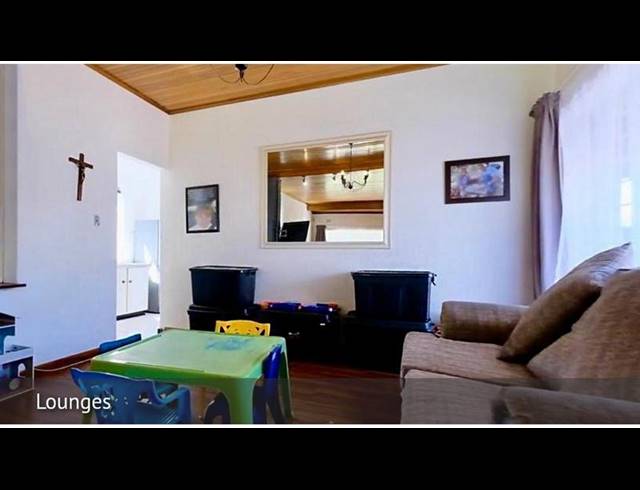 3 BEDROOM HOUSE FOR SALE IN OAKDENE